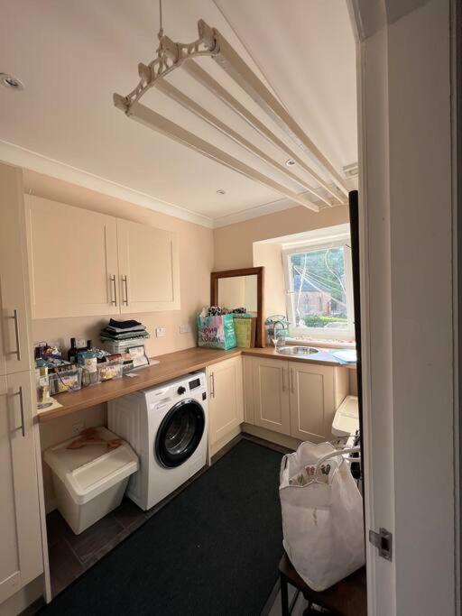 Fantastic 3 Bedroom Holiday Home Millport Exterior photo